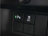 ◆パーキングセンサーシステム◆車庫入れの時などに近くに障害物がある場合、障害物までの距離を音で知らせてくれます。