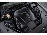 5.0L V型8気筒DOHC、477ps/55.1kgm、全長&times;全幅&times;全高mm 4770&times;1920&times;1350mm、車両重量 2050kg