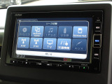 ナビゲーションは純正メモリーナビ(VXM-234VFi)を装着しております。AM、FM、CD、DVD再生、Bluetooth、音楽録音再生、フルセグTVがご使用いただけます。