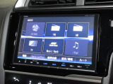 ナビゲーションは純正8インチメモリーナビ(VXM-175VFEi)を装着しております。AM、FM、CD、DVD再生、Bluetooth、音楽録音再生、フルセグTVがご使用いただけます
