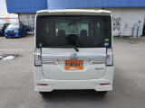 目玉車がいっぱい!広々展示場には豊富な在庫がございます!