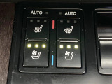 【前席+後席シートヒーター】寒い日に重宝するシートヒーターを後席にも装備!エアコンより早く温まってくれるので寒がりの人も安心ですね♪エアコンの温風は乾燥するから苦手、という方にもをおすすめです。