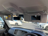 運転席と助手席にはサンバイザーを装備☆