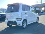 当店の届出(登録)済未使用車、中古車ご購入希望のお客様には一度ご来店いただき現車をご確認いただいております。遠方からの場合ご足労お掛けしますが一度ご来店をお願いします。