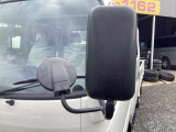 車輌買取も行なっております。商用車から普通車どのようなお車でも買い取ります!査定無料ですのでお気軽にお申し付けくださいませ♪