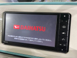 【純正ナビ】人気の純正ナビを装備しております。ナビの使いやすさはもちろん、オーディオ機能も充実!キャンプや旅行はもちろん、通勤や買い物など普段のドライブも楽しくなるはず♪
