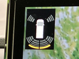 後方の状況を分かりやすく表示。駐車時の安全性を高め、自信を持って運転できます。センサー表示も確認でき、より安全です。