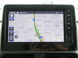 9インチの大画面で、見やすく使いやすく機能も充実♪日産純正メモリーナビ(MM222D-Le)が付いてます!多彩なAVソースも魅力です♪お手持ちのスマホの音楽も楽しめるBluetoothオーディオにも対応