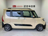 車両右側面からの写真になります。車をご覧になりたい時はお気軽に最寄りの店舗へご相談下さい。