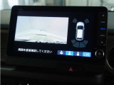 ◆リアワイドカメラシステム◆3種類の表示で後方確認をサポート♪セレクトレバーを「R」の位置に入れるとカメラ画像に切り替え。ノーマルビューでは従来のリアカメラと同様の標準的なビューで表示します!