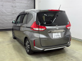 ハンドルにHondaセンシング系のクルーズコントロールやレーンキープアシストなどのスイッチと、オーディオの操作スイッチが装備されています。ハンドルから手を離さず安全に操作できます。