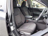 他の中古車販売店とは、異なった商品展開を実現するため、米国・Mitsuoka Motors Americaと連携を取りながらいち早く行動し、需要の先端商品を供給する体制づくりに努めています。