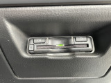 ETC車載器搭載です。スマートICも増えてきており、必須装備といって良い便利装備です