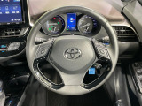 【ステアリングスイッチ】運転中、前方から目線をそらすことなく、オーディオ等の操作が可能な便利機能!安心&快適なドライブを演出してくれます♪