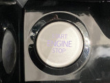 ●Start/Stop●ブレーキを踏みボタンを長押しするだけで、キーの抜き差しなく簡単にエンジンをかける事が出来ます。