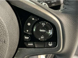【アダプティブ・クルーズ・コントロール】予め設定した車速内でクルマが自動的に加減速。 前走車との適切な車間距離を維持しながら追従走行し、高速道路でのドライバーの疲労を軽減してくれる嬉しい機能付♪