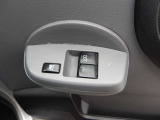運転席助手席パワーウインドウ装備