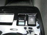 車庫入れが苦手な方にも便利なプロパイロットパーキンが付いておりますので、快適なカーライフがお過ごしいただけ、すんばらしい