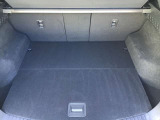 トランクスペースもご覧のとおり広々しております☆SUVならではの使いやすいトランクスペースに夢と希望以外に荷物もしっかり載せることができます☆
