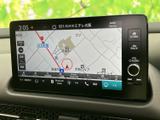 高精細な地図表示で、初めての道も安心。スムーズなルート検索機能で、目的地までストレスフリーにお届けします。
