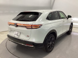 バックカメラが付いているのでバックでの車庫入れも安心です。
