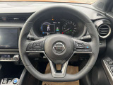 プロパイロット搭載!こちらも人気の装備です★設定した車速を上限に、前の車と車速に応じた車間距離を保ちながらハンドルアシスト走行が可能となっています☆