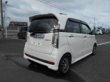 新車ディーラーの中古車コーナーです。保証・整備料金は車両価格に含まれております。諸費用まで入った支払総額は魅力的な価格になっていると思います。