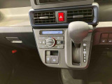 納車前にはプロのメカニックが、各部の点検を行います。ディーラーにしか出来ない品質、そしてサービスできっと満足していただけると思います!