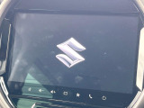 【メーカー純正ナビ】インテリアに溶け込むスタイリッシュな「専用設計」メーカーナビを装備♪視認性や操作性など基本性能にも優れ、より上質なカーライフをお楽しみいただけます。