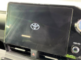 【メーカー純正ナビ】インテリアに溶け込むスタイリッシュな「専用設計」メーカーナビを装備♪視認性や操作性など基本性能にも優れ、より上質なカーライフをお楽しみいただけます。
