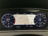 運転中も見やすいメーター内ナビ表示をご確認ください。