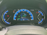 視認性の高いメーターパネル。運転に必要な情報を一目で確認できます。運転に集中できる、シンプルなデザインが特徴です。