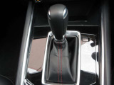 DCT、CVT、従来型のATなど、すべてのトランスミッションの利点を集約し、ロックアップ領域を大幅に拡大し伝達効率の向上とマニュアルトランスミッションのようなダイレクト感を実現した自社製ATです。