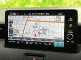 高精細な地図画面で、目的地までの道順をわかりやすく表示。スムーズなナビゲーションで、遠出も安心です。