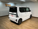 当店でご購入頂いた車両は全車車検整備又は法定12か月点検を行い、エンジンオイル・オイルフィルター・フロントワイパーゴム・バッテリーの交換を行っています、整備費用は本体に含まれてますので安心ですよ♪