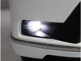 フォグライトは明るいLED!夜間運転時・雨天時・濃霧時と視界の確保を補助してくれます!見た目もクール!
