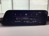 【ナビSDカードは別途購入が必要です】フルセグTV、インターネットラジオやBluetoothなどのエンターテーメント機能を凝縮したマツダコネクト!