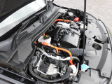 2モーターハイブリッドシステム「e:HEV(イー エイチ イー ブイ)」は、よりEV(電気自動車)に近いハイブリッドです。燃費を抑えつつHondaらしい走りの楽しさを楽しめます。