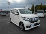 新車ディーラーの中古車コーナーです。保証・整備料金は車両価格に含まれております。諸費用まで入った支払総額は魅力的な価格になっていると思います。