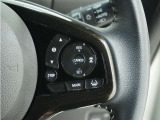 ◆アダプティブクルーズコントロール◆予め設定した車速内でクルマが自動的に加減速。前走車との適切な車間距離を維持しながら追従走行します。【LKAS】車線維持支援システムでステアリング操作を支援。