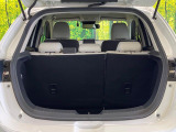 普段のお買い物や通勤、送迎等に十分な荷室スペースを確保しております。セカンドシートを倒すと、大きな荷物の積載も可能です♪