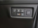 各種装備ございますので是非一度ご来店いただいて現車のご確認お願いいたします。