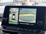 空から車を見たような「アラウンドビューモニター」!車の周りが一目で確認できるので、小さなお子様や障害物があっても安心して乗ることができます♪