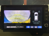 リアカメラ付で、後方をナビ画面で確認。車庫入れも安心です。もちろん、バックギアと連動しています。
