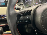 ステアリングにオーディオ操作スイッチが付いています。オーディオ画面に直接タッチしなくても操作が出来ますので、運転に集中できます。