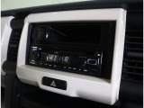 日常のドライブも楽しくしてくれるオーディオ搭載☆ AV機能:AM/FMラジオ・CD・Bluetooth・USB・AUX