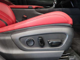 パワーシート搭載。微妙な調整が手軽にでき、ピッタリの最適なポジションで運転することが可能です。