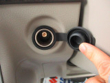 電源を供給できる【アクセサリーソケット】をインパネに装備!