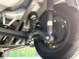 お車を安心してお乗りいただく為には、足回りの定期点検が欠かせません。サービスサポート(有償保証)では無料点検もご提供しており、安心のカーライフをお過ごしいただけるサポート体制が整っています。