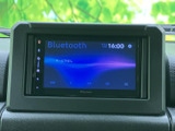 Bluetooth接続でワイヤレス再生も可能です。音楽に合わせてドライブをさらに盛り上げましょう。クリアなサウンドが車内を満たします。